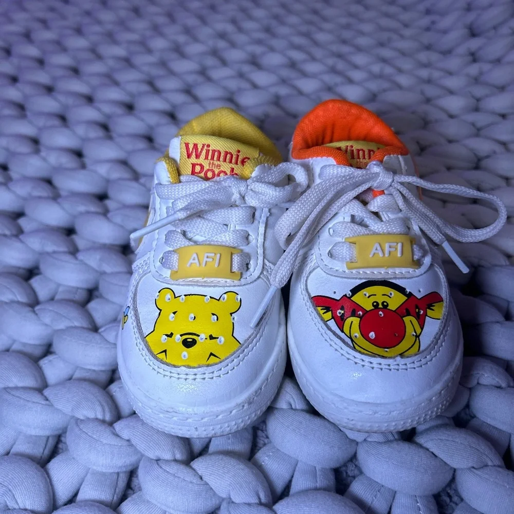 winnie the pooh and tigger nike af1 🍯🤍 - Picture 7 of 8